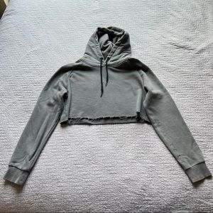 Cropped hoodie size m